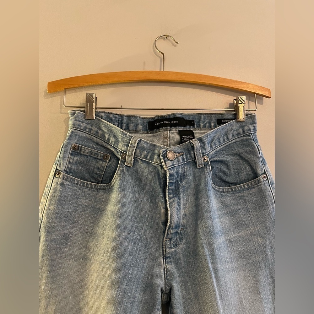 Calvin Klein Medium Wash Jeans Bootcut - Picture 2 of 5